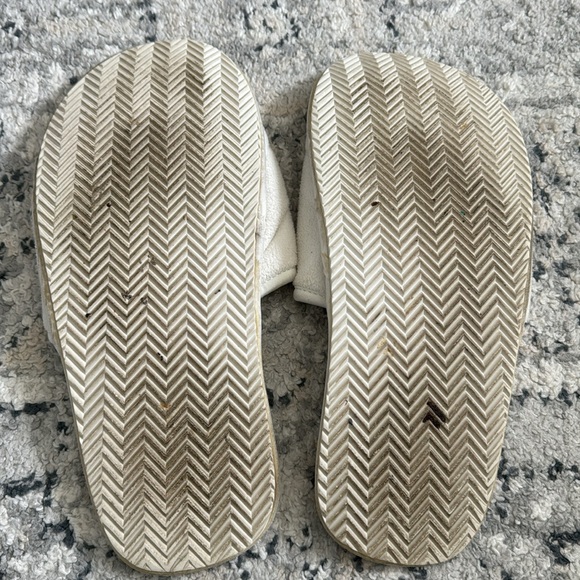 FREE w/ Bundle Authentic Drew House Slippers WORN - Picture 4 of 5